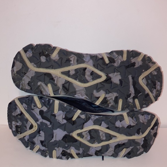 2 for $40 New Balance Womens 690v2 Speed Ride Trail Running Shoes Black WT690LB2 - Picture 9 of 9